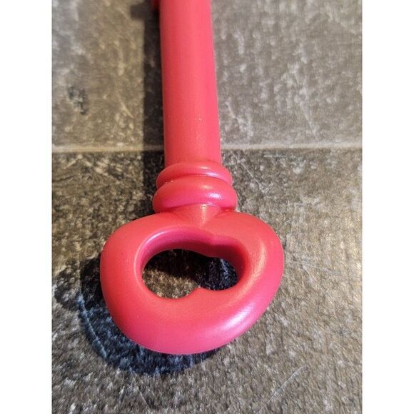 Red key play pretend toy figure doll accessory - Picture 3 of 4